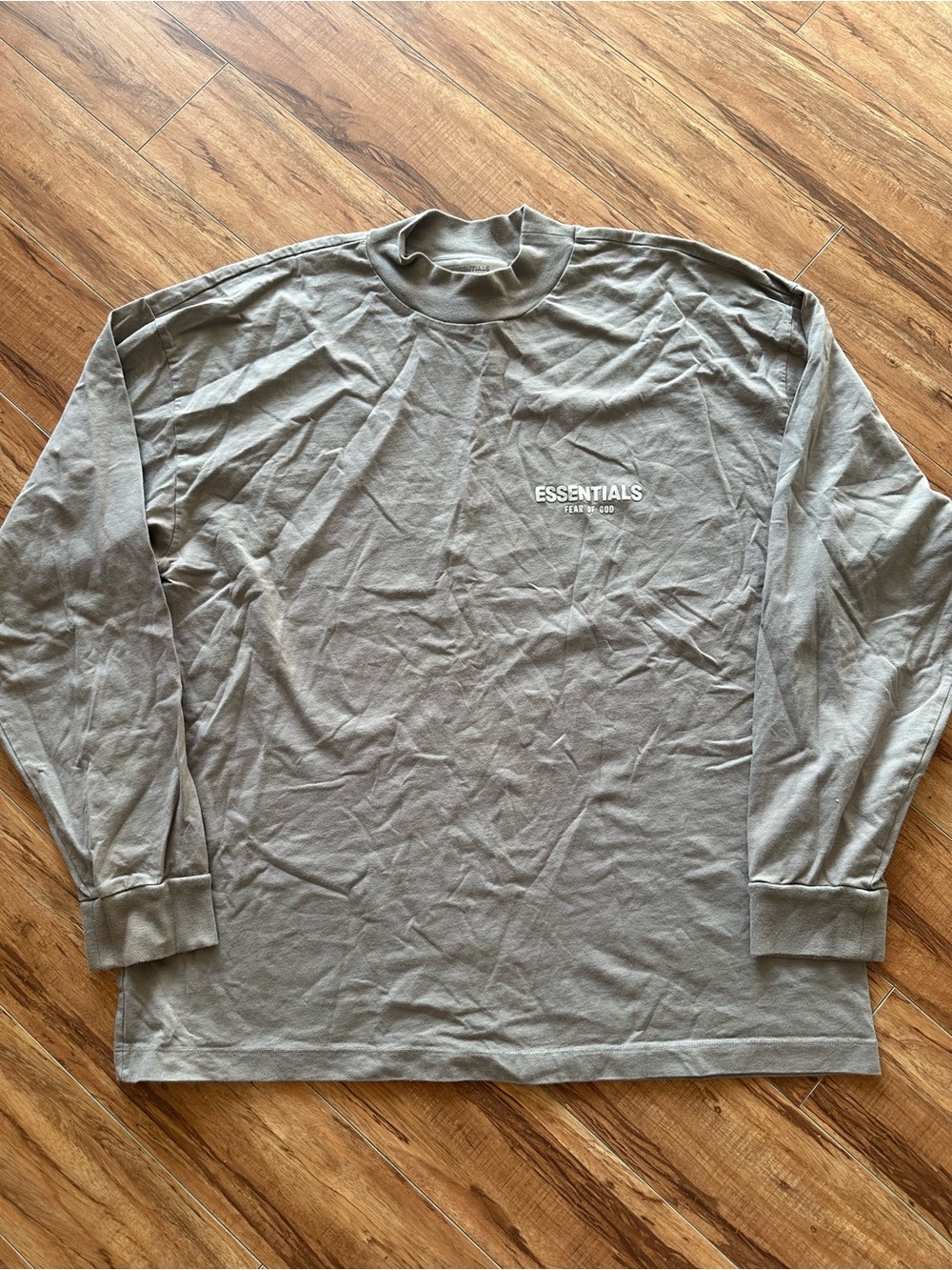 Fear of God ESSENTIALS Long Sleeve Tee in Gray